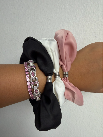Cozie Signature Scrunchie